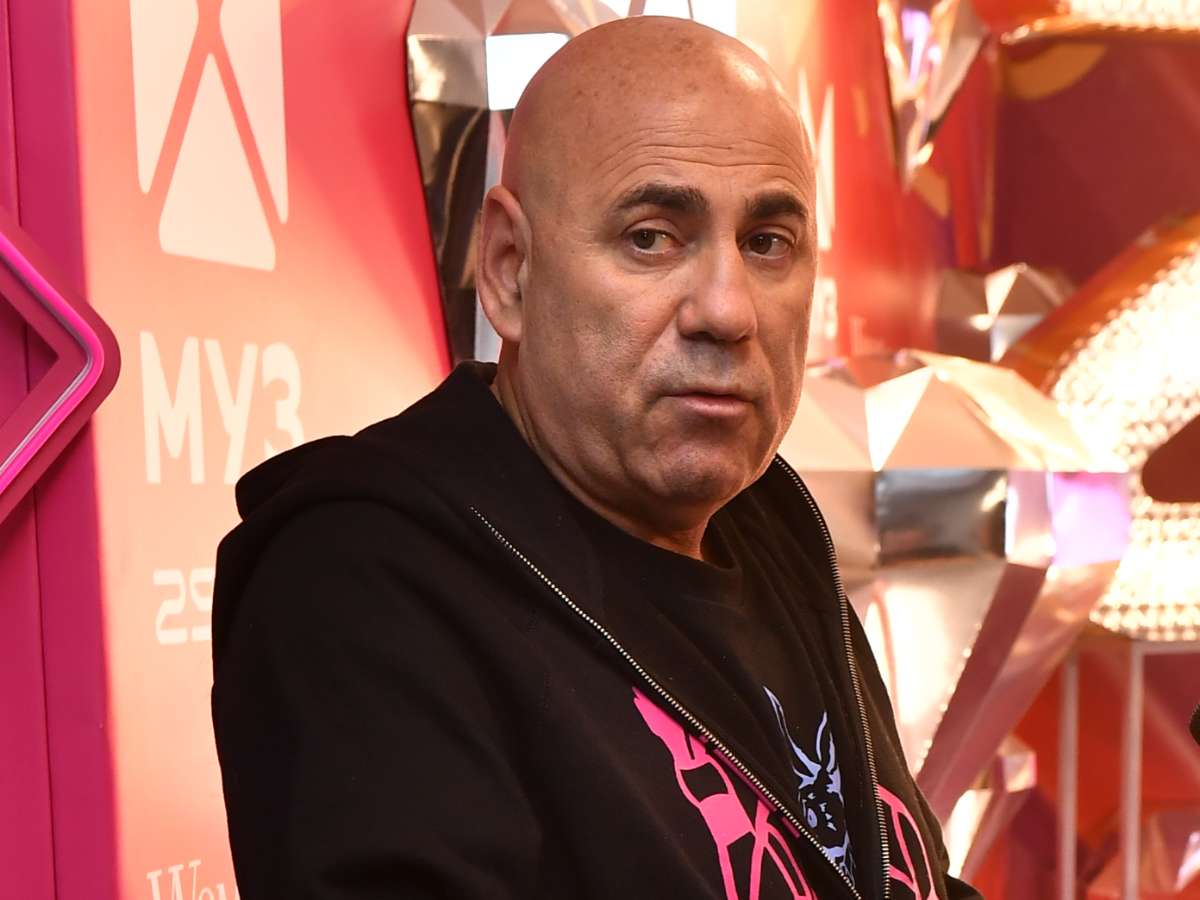 Иосиф Пригожин "Забирай вещи и пошел вон": Иосиф Пригожин некрасиво поступил с перенесшим инфаркт водителем