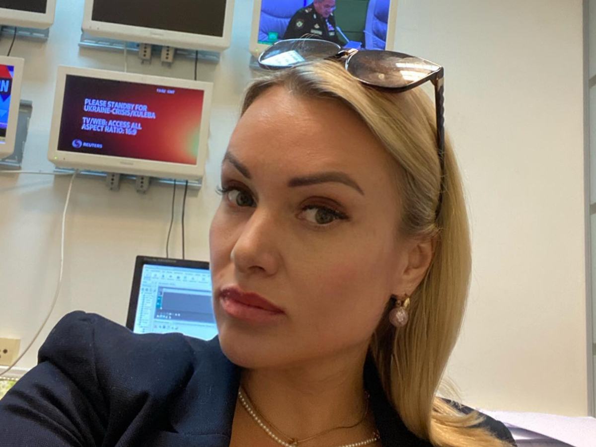 «Я слабая женщина»: устроившая провокацию на Первом канале Овсянникова признала, что сделала роковую ошибку