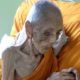 Страшные кадры с живой мумией из Таиланда распространились в Сети