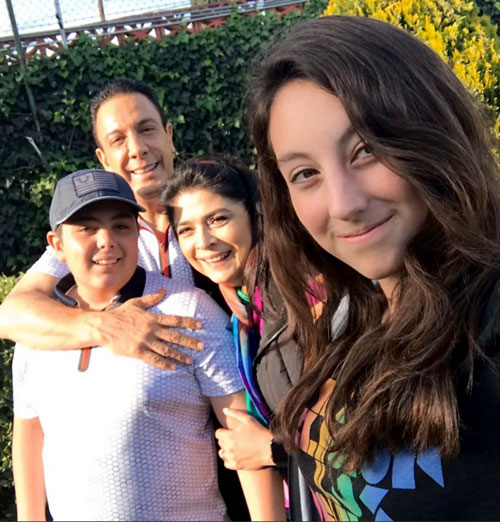 Детям актрисы и политика - Вики и Ануару - сейчас по 18