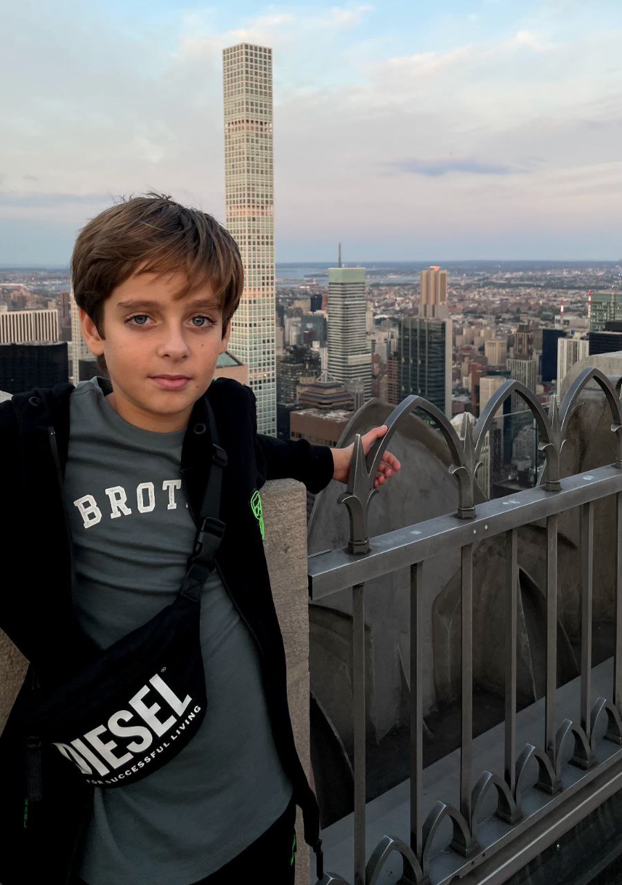 "Красавчик с бездонными глазами": Лепс показал единственного сына