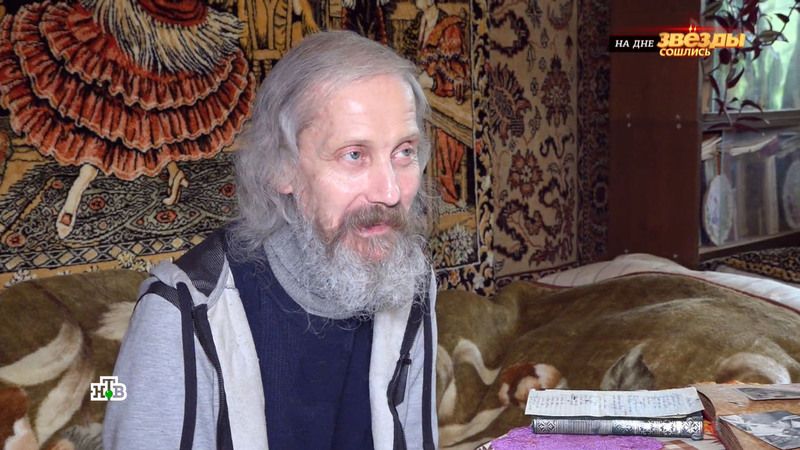 "Я живу на подачки": лишившийся квартиры актер Владимир Изотов рассказал о своей тяжелой судьбе