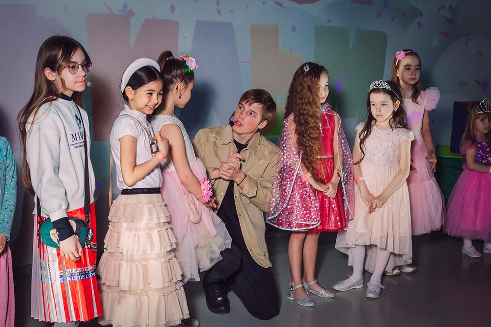 Во время праздника (4)