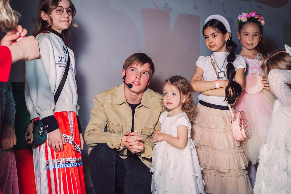 Во время праздника (5)