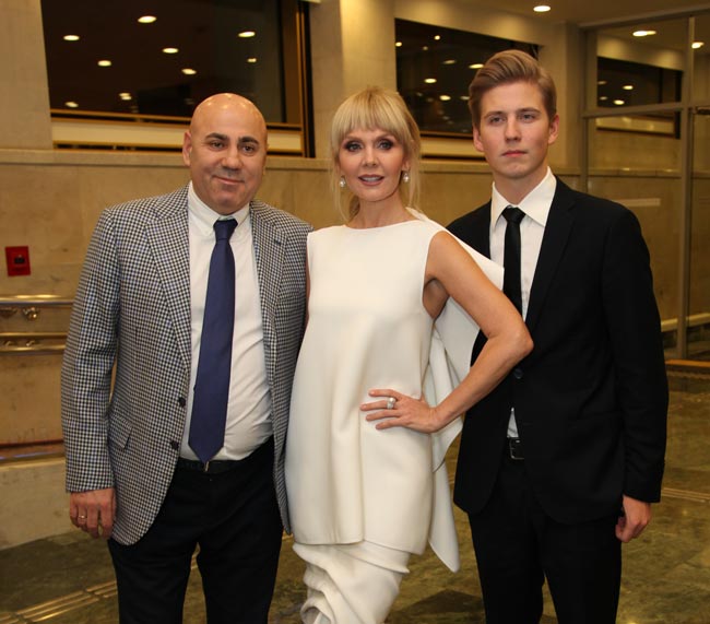 Артемий-Шульгин-с-семьей