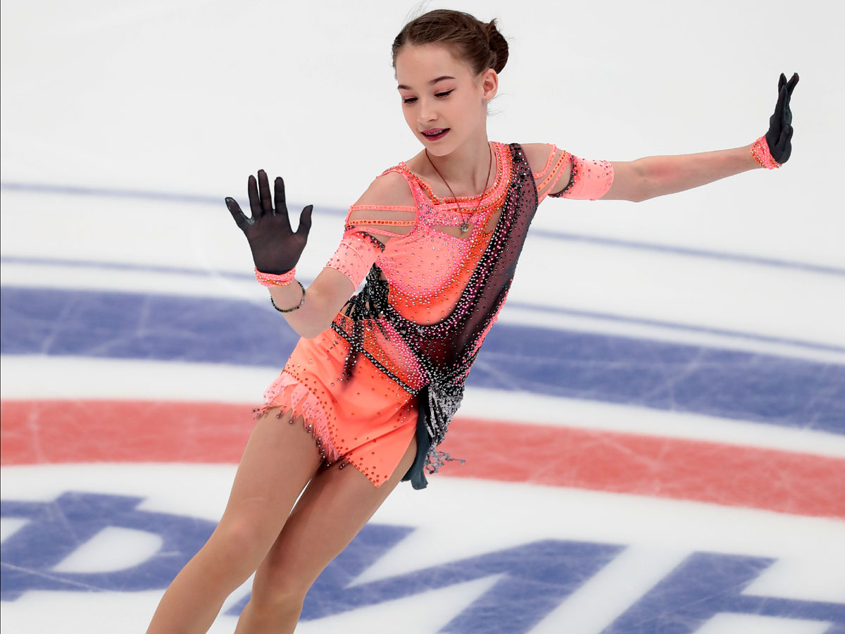 Турниров не будет, но вы держитесь: российских фигуристов не хотят пускать на соревнования, но взносы с нас возьмут