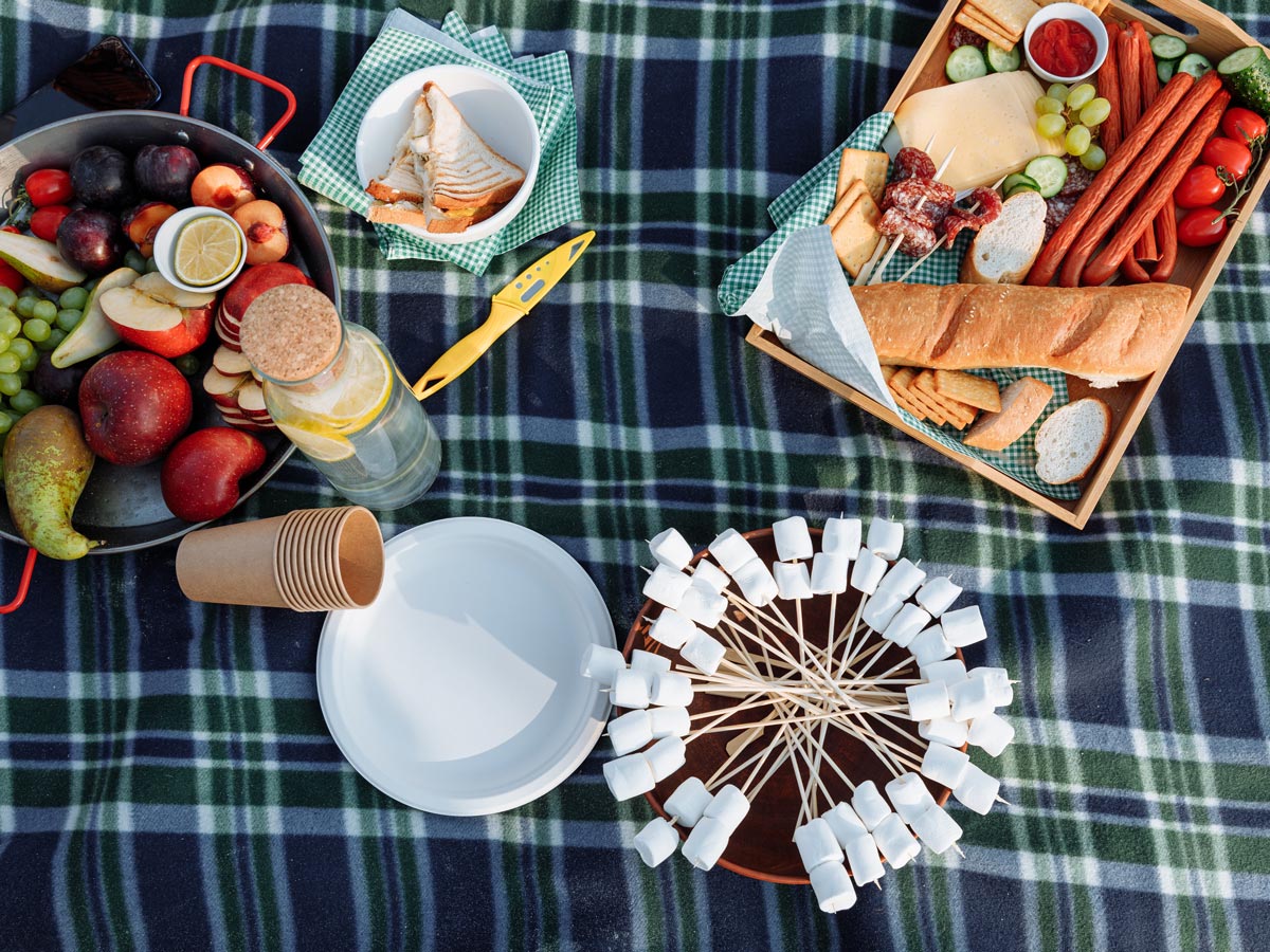 pexels-thirdman-8021128