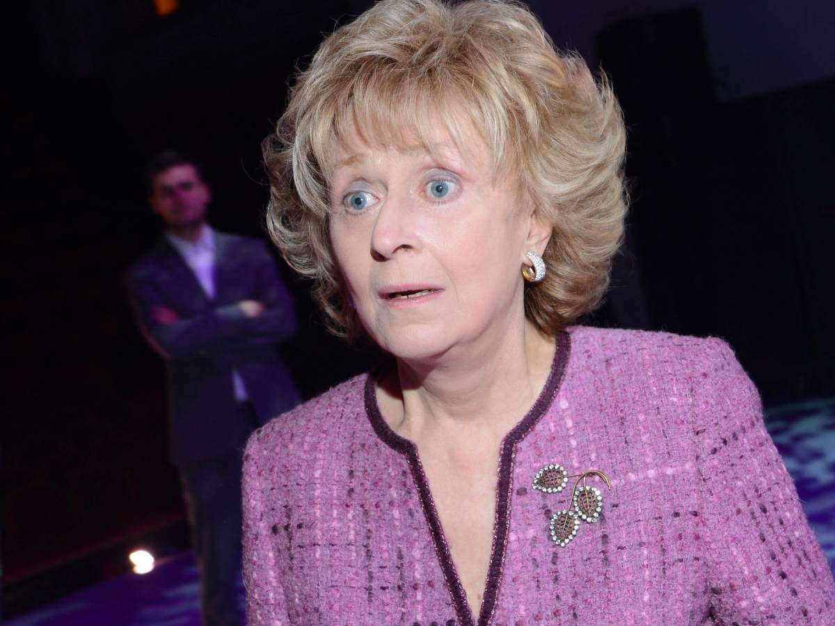 «Даже не знаю, что сказать»: обескураженная Дубовицкая откровенно о конфискации дома