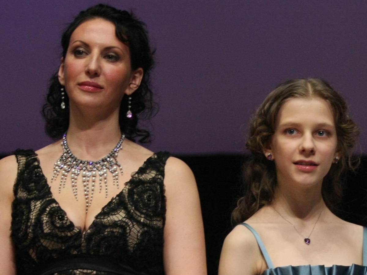 «Претензии к Лизе»: что Арзамасова сделала со Смеховой