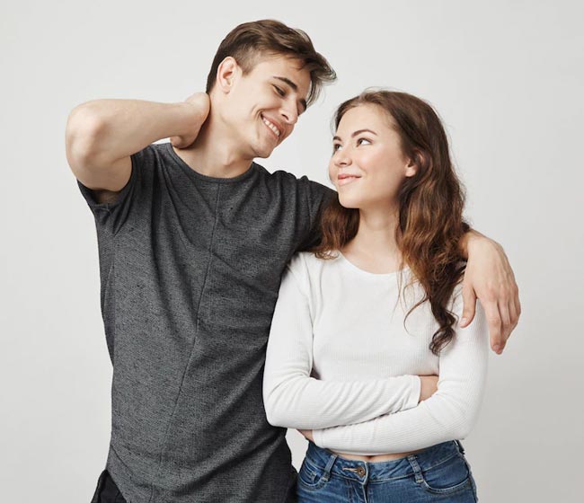 Молодая-семейная-пара