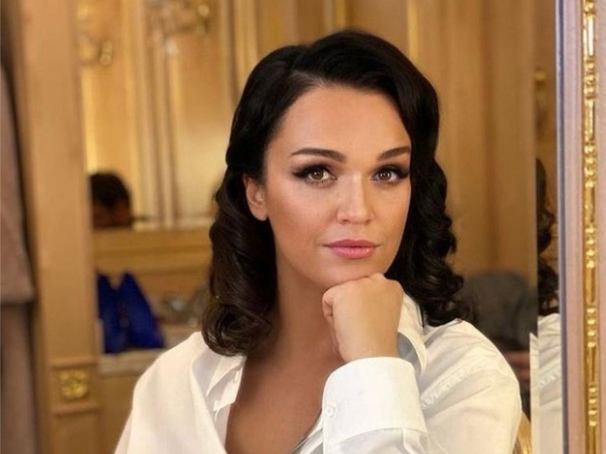 Слава "К чертовой матери!": страдающая от депрессии певица Слава выступила с заявлением