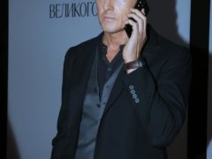 Премьера романтической комедии «Ирония судьбы в Голливуде»