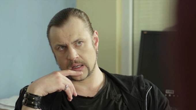 Хитрости при съемках, запуск неудачного спин-оффа и мифы про актеров: малоизвестные факты про «След»