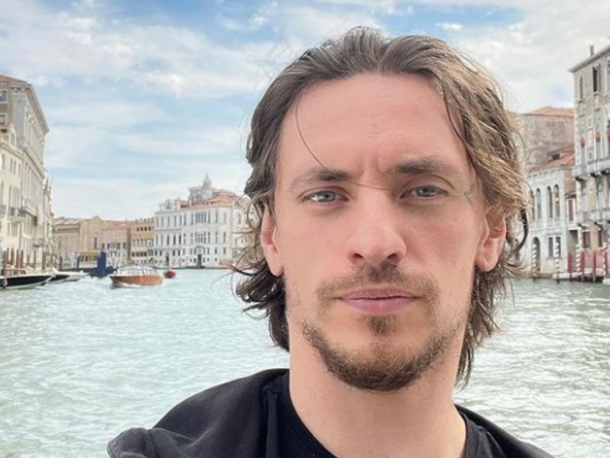 "Праздник в честь погибших солдат": обозлившийся Полунин выступил с речью