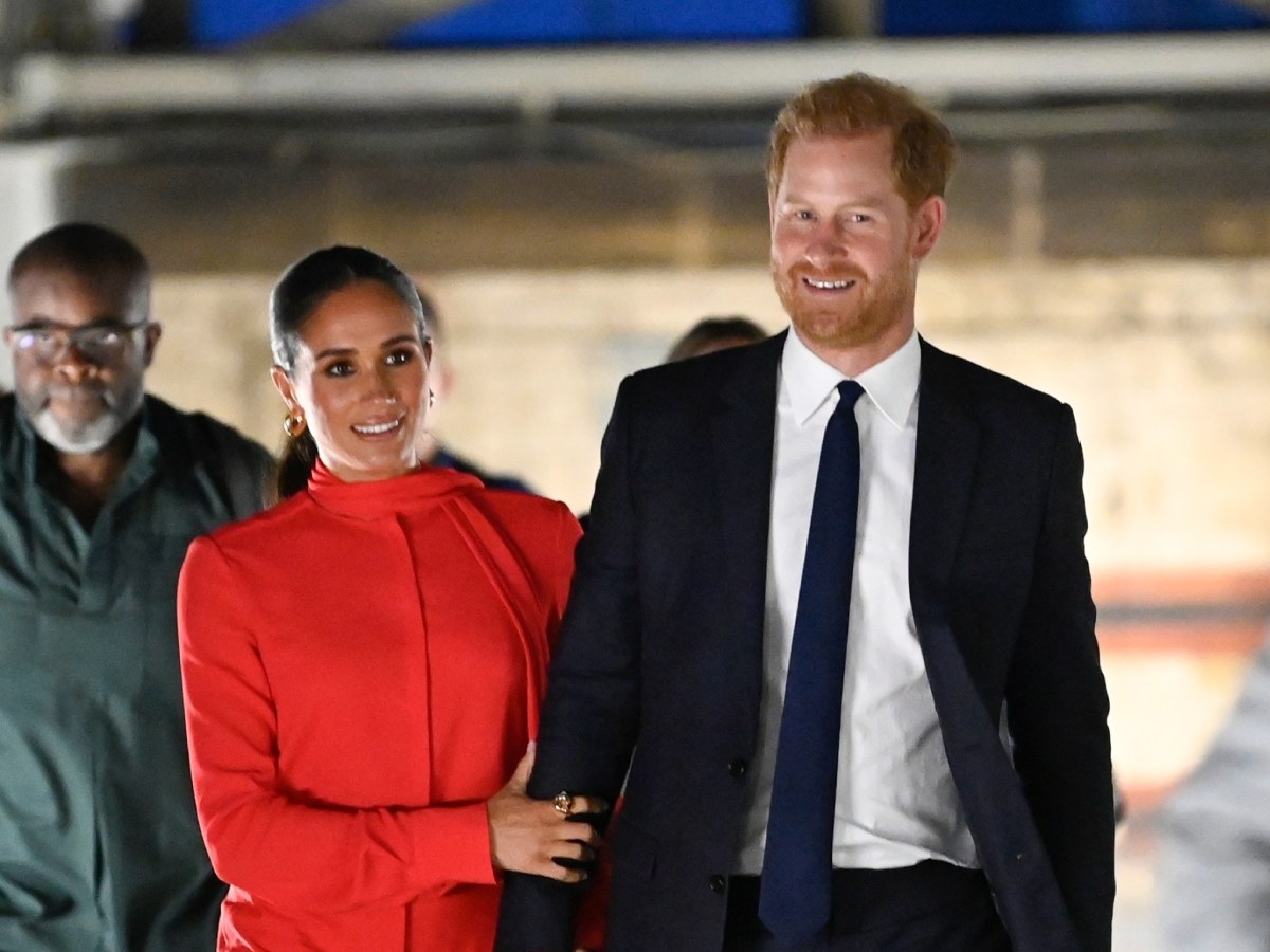 Породистая брюнетка: любовница принца Гарри сразила наповал