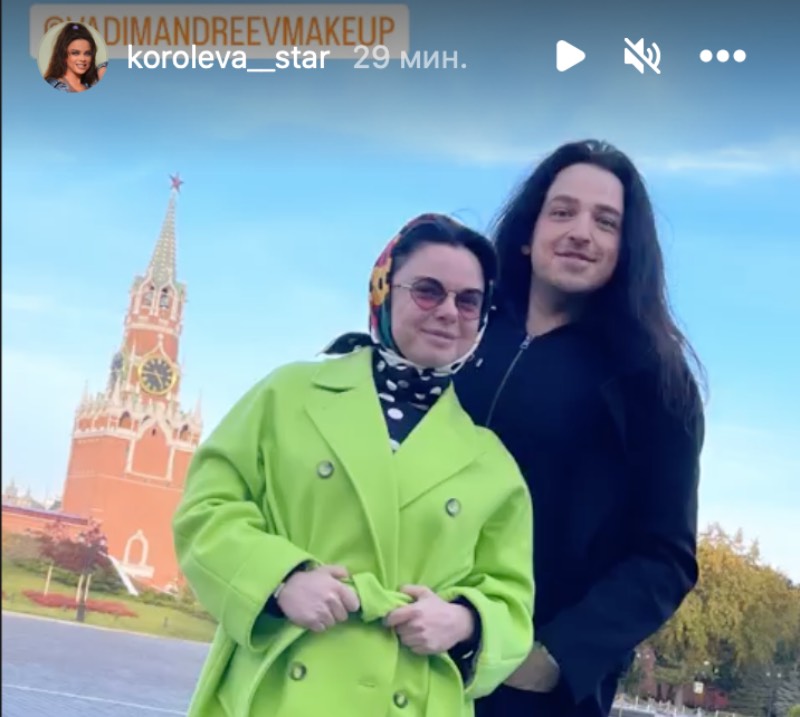 Счастливую Королеву сняли с роскошным брюнетом: а Тарзана на фронт отправила