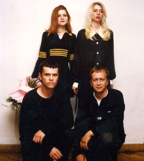 Филиппов и его прежняя жена Лариса в группе «Восток» в 1990-е