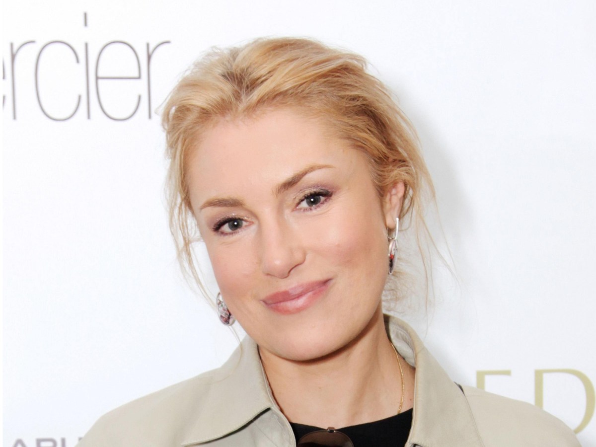 Жуткие морщины и спутанные волосы: что случилось с Машей Шукшиной