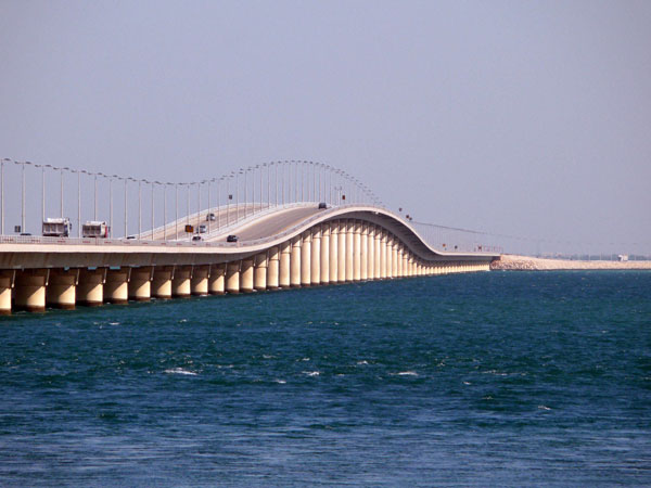 На 25-километровый мост до Бахрейна Саудовская Аравия потратила $1,2 млрд