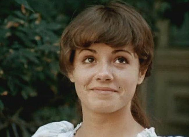 Елена Цыплакова в фильме «Приключения принца Флоризеля»