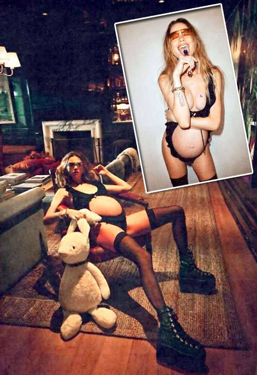 Врачи предупредили Бехати, чтобы она не брала в рот лишнего. - Я бы не рекомендовала носить беременным такую обувь, даже если вы супермодель – говорит Принсла