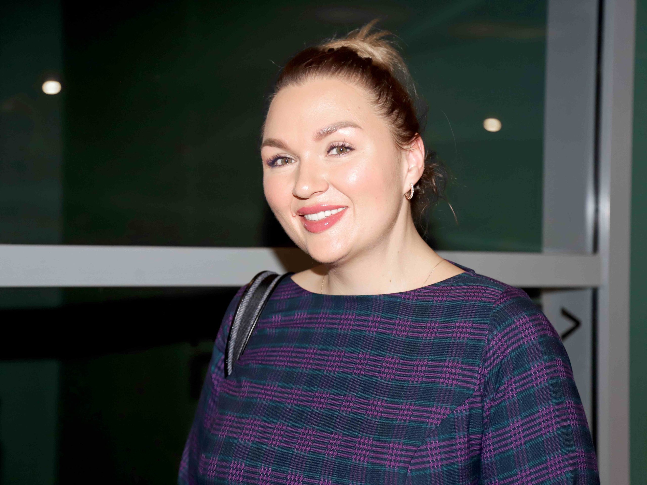 "Не готовилась к этому": звезда Comedy Woman Надежда Ангарская рассказала о беременности