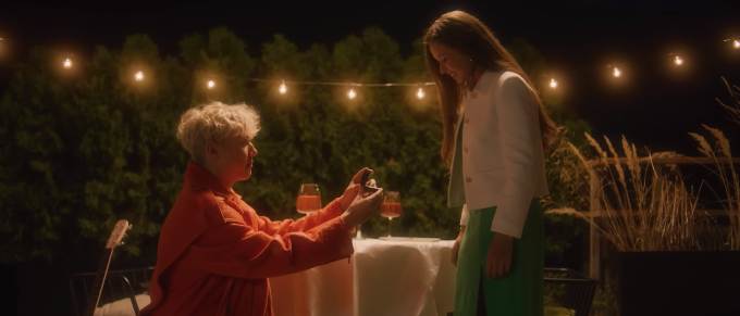 Пишет песни для Лепса и мечтает работать с Газмановым: что известно об артисте, с которым встречается 16-летняя Валиева