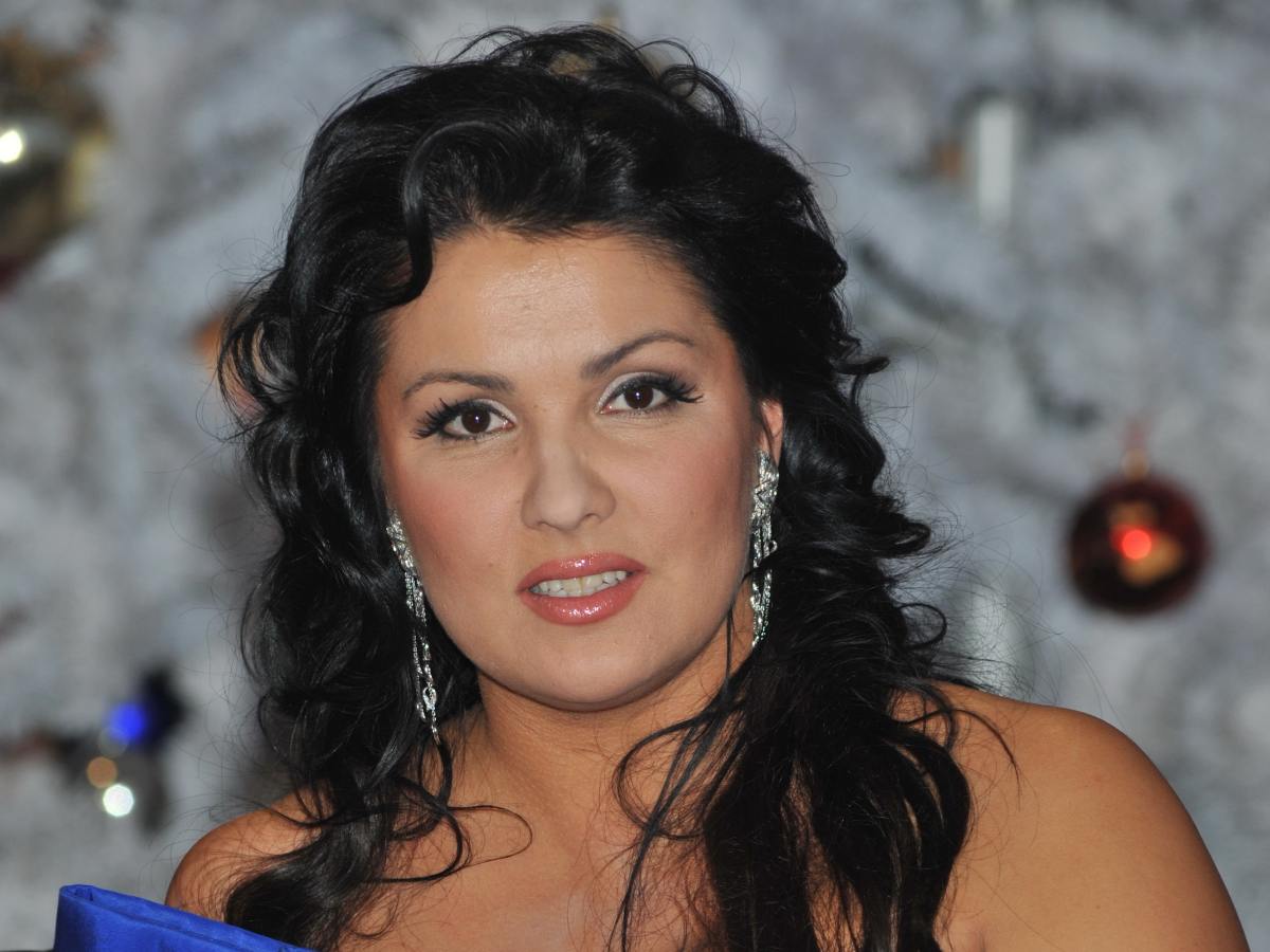 Анна Нетребко попала в больницу: что случилось с певицей