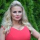 «Гораздо меня старше»: объявившая о свадьбе Семенович рассказала о своем избраннике