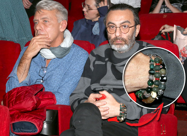 Джаник Файзиев (справа) был без своей Светланы Ивановой, но с ее подарком на руке