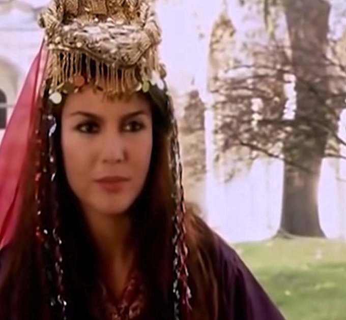 Пародия на «Великолепный век»: что необычного показали в сериале «Хюррем-султан»