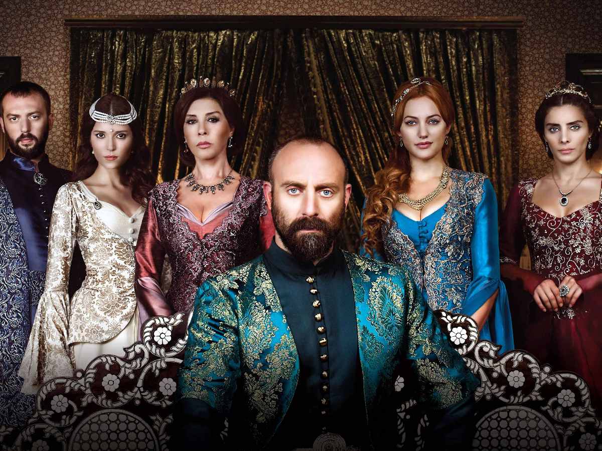 Пародия на «Великолепный век»: что необычного показали в сериале «Хюррем-султан»