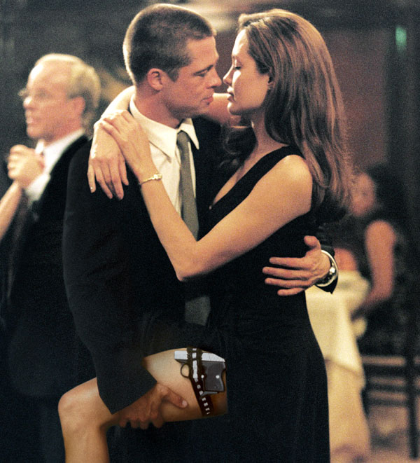 Танго Питта и Джоли в фильме «Мистер и миссис Смит» стало началом бурных отношений в жизни