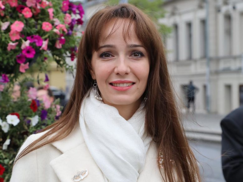 «Сплетен очень много»: сколько серьезных романов было у Валерии Ланской ...