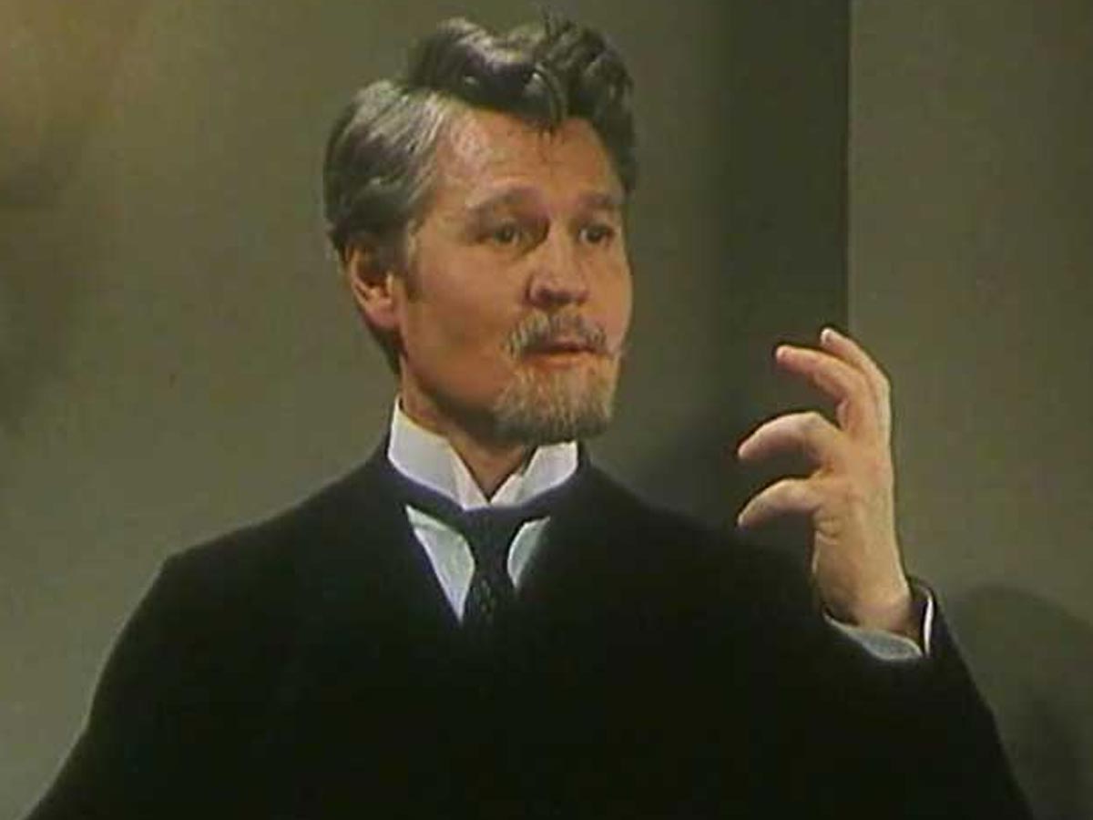 Леонид Монастырский в фильме «Христиане»