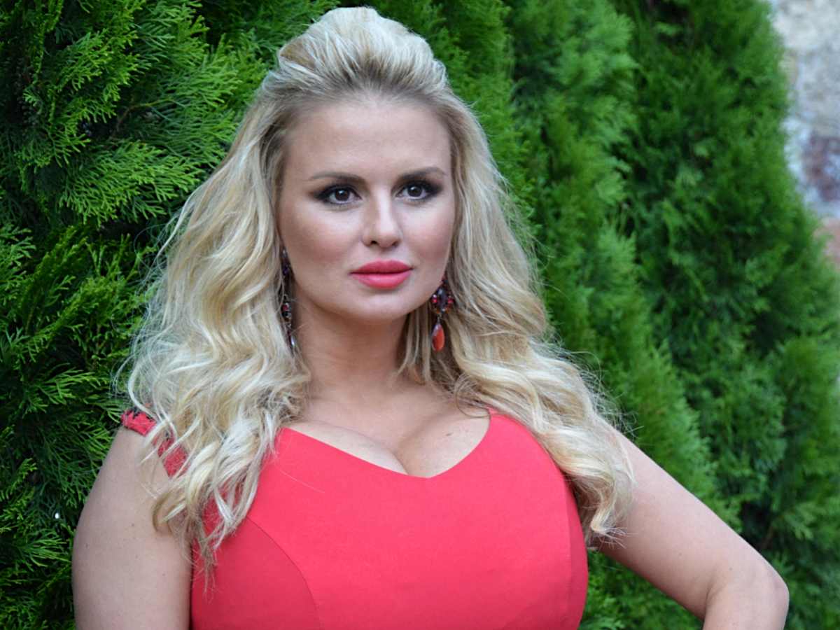 «Не могу размножиться»: 42-летняя Анна Семенович взывала от отчаяния