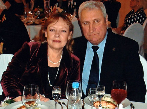 Певица с супругом-офицером Владимиром