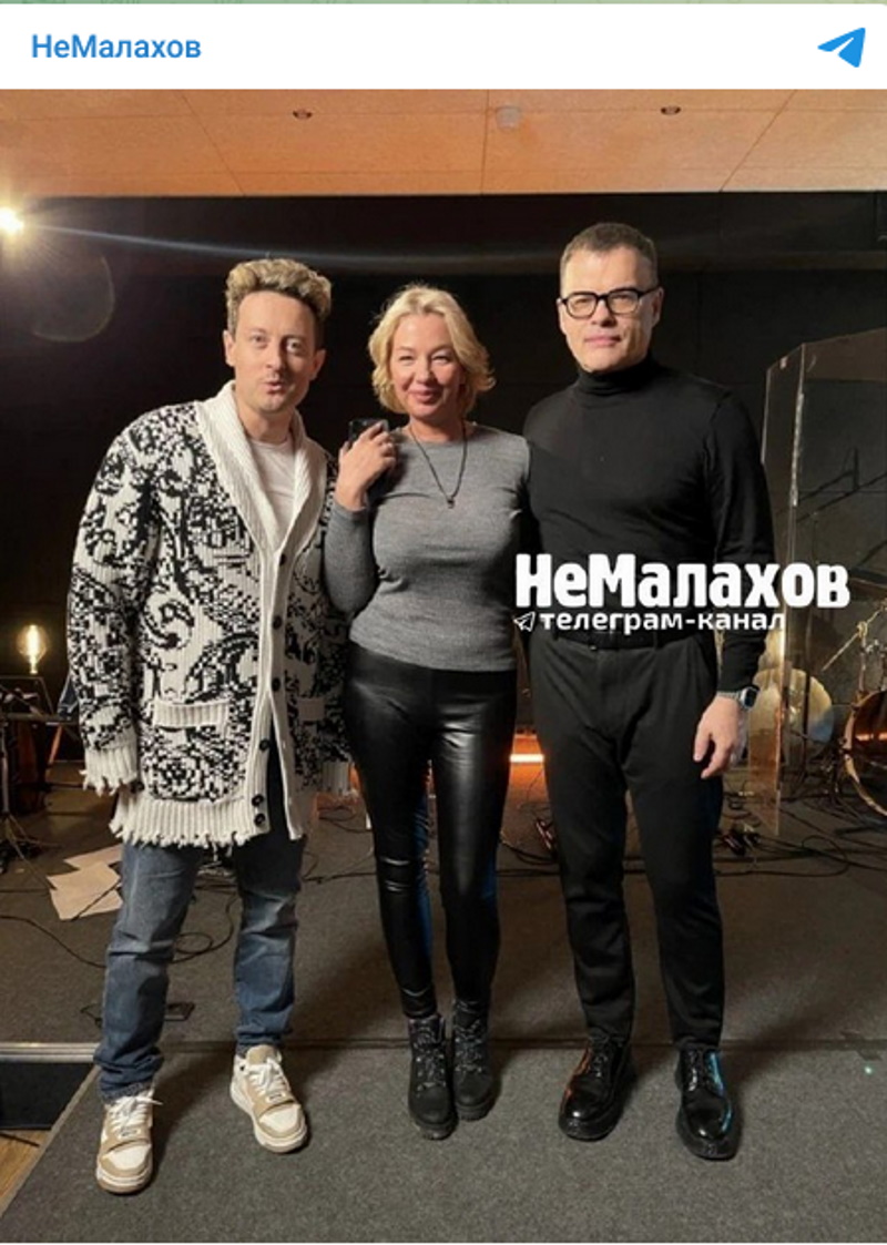 «Я признался жене, что изменил ей»: Евгения Дятлова заметили в компании пышногрудой блондинки
