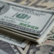 Прощай, зеленый бакс: почему Центробанки по всему миру массово отказываются от доллара