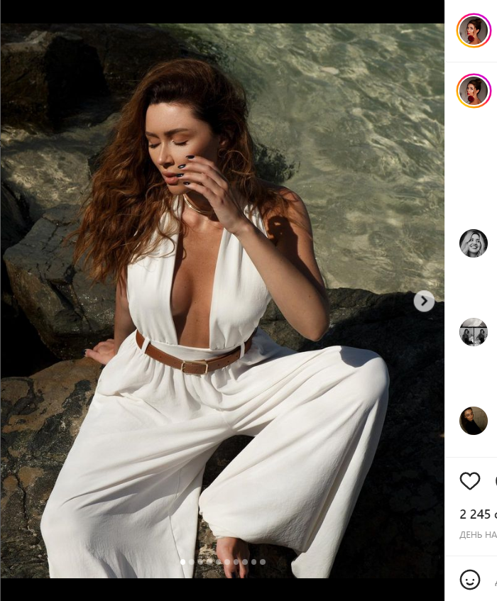 Декольте распахнуто, ноги раскинуты: Заворотнюк нашли на камнях за границей