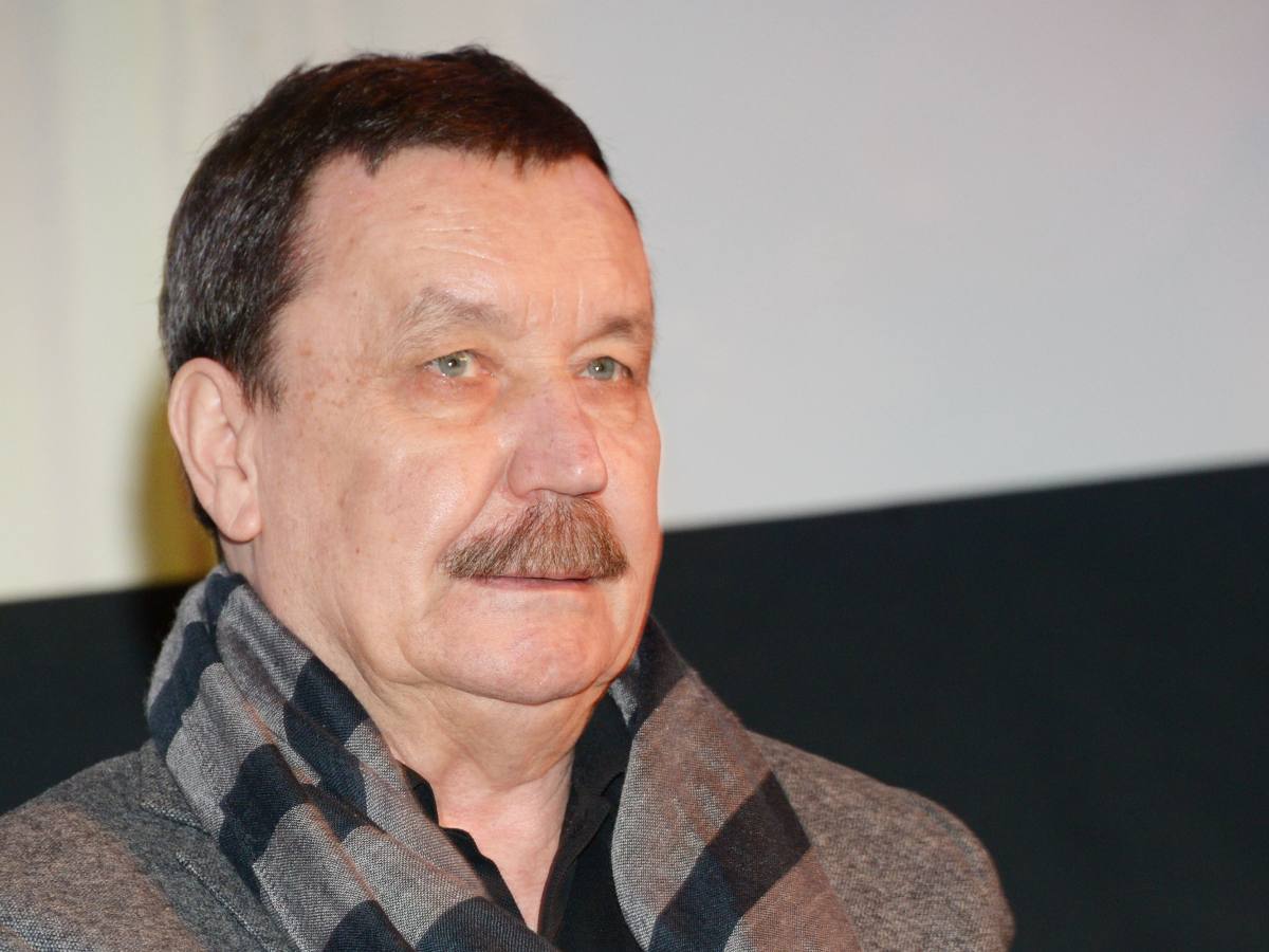 Люди не скрывают слез: фото режиссера Вадима Абдрашитова в гробу