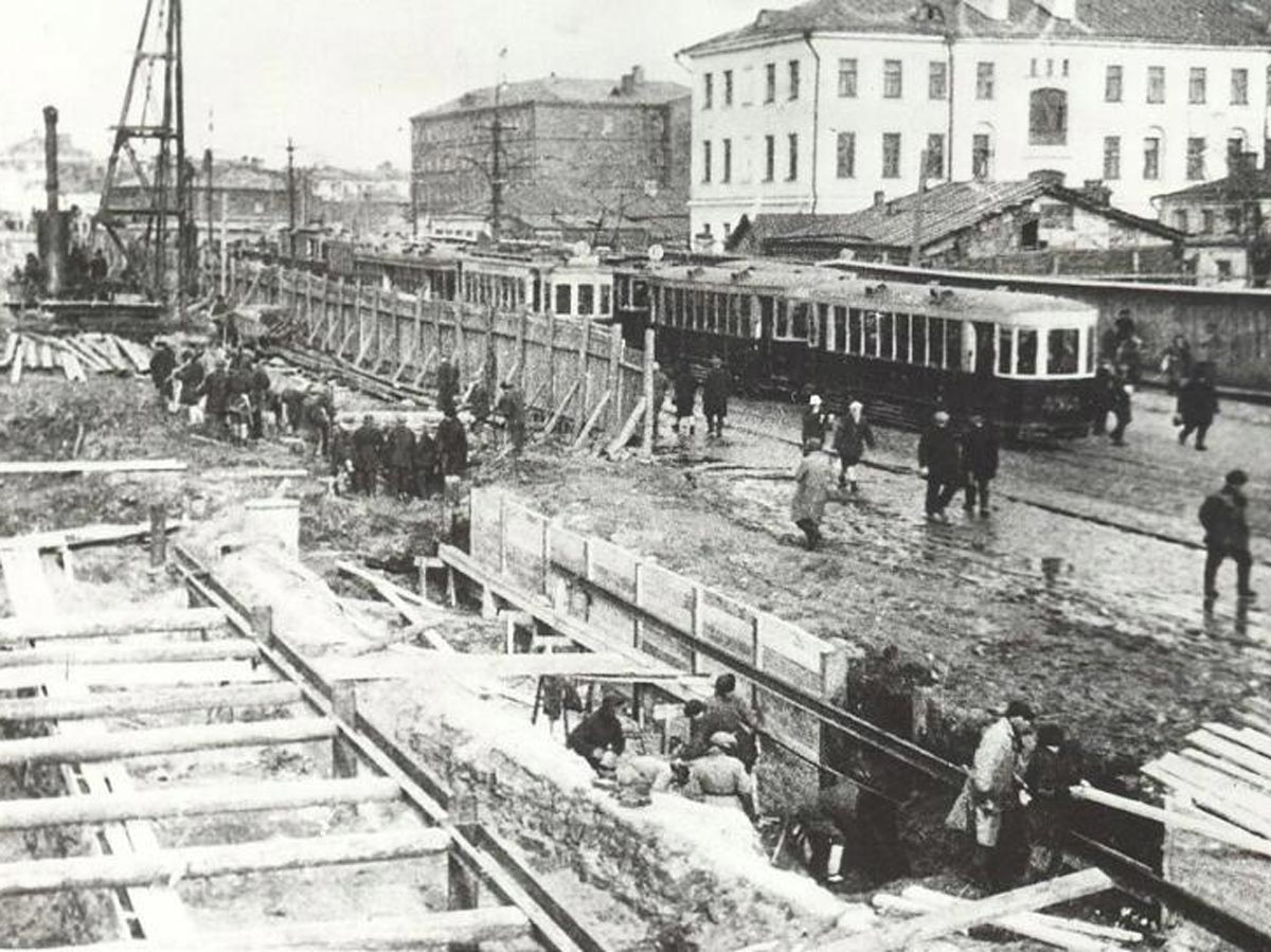Строительство первой ветки московского метро