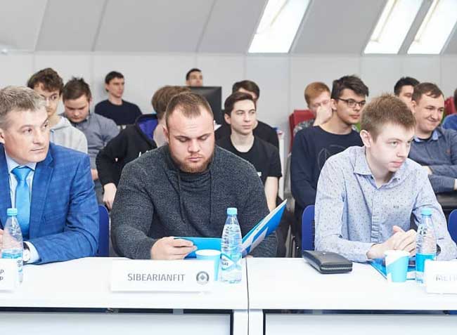 Виктор-Комов4