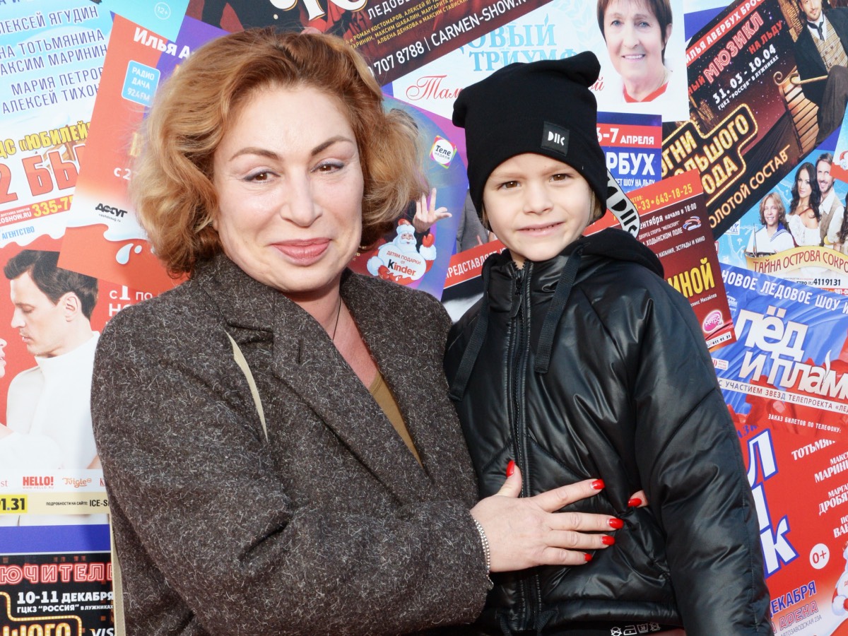 Симона Юнусова пожаловалась на постоянные истерики дочери Тимати с особенностями развития