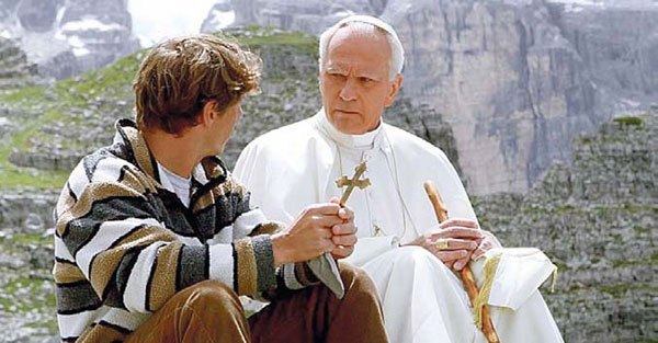 Гуськов сыграл Иоанна Павла II в итальянской ленте «Он святой, он человек» (2013 г.)