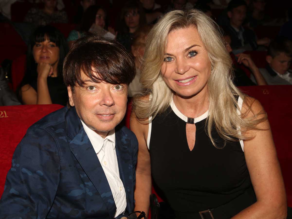 Вдова произнесла лишь одну фразу у могилы Юдашкина: вот что она сказала