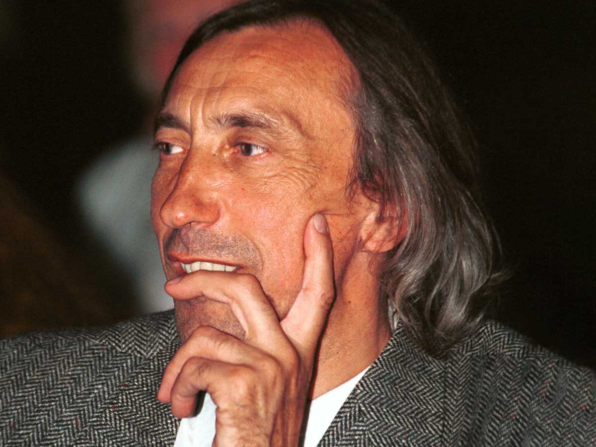 Звезду фильма «Экипаж» Анатолия Елизарова нашли мертвым в собственной квартире