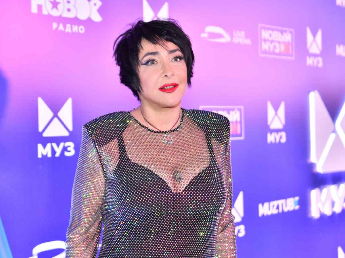 45-минутная встреча изменила все: Лолиту и рыжего из «Иванушек» застукали целующимися в гримерке