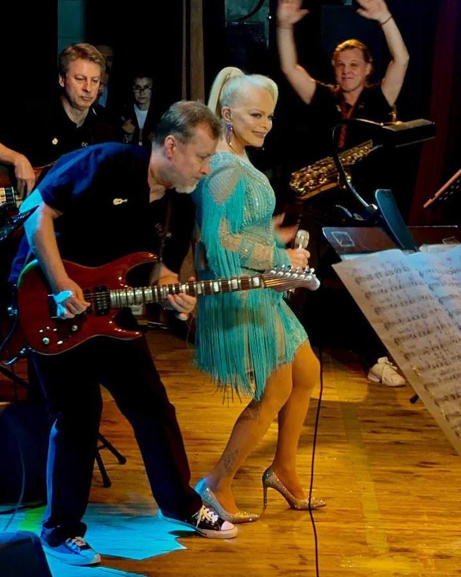 «Кто-то еще поселился внутри»: Долина шокировала откровенным признанием