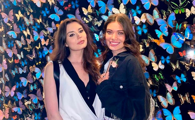 «Эта сумасшедшая предлагала мне участвовать в групповухах»: дочь Маши Распутиной выступила с заявлением после скандала